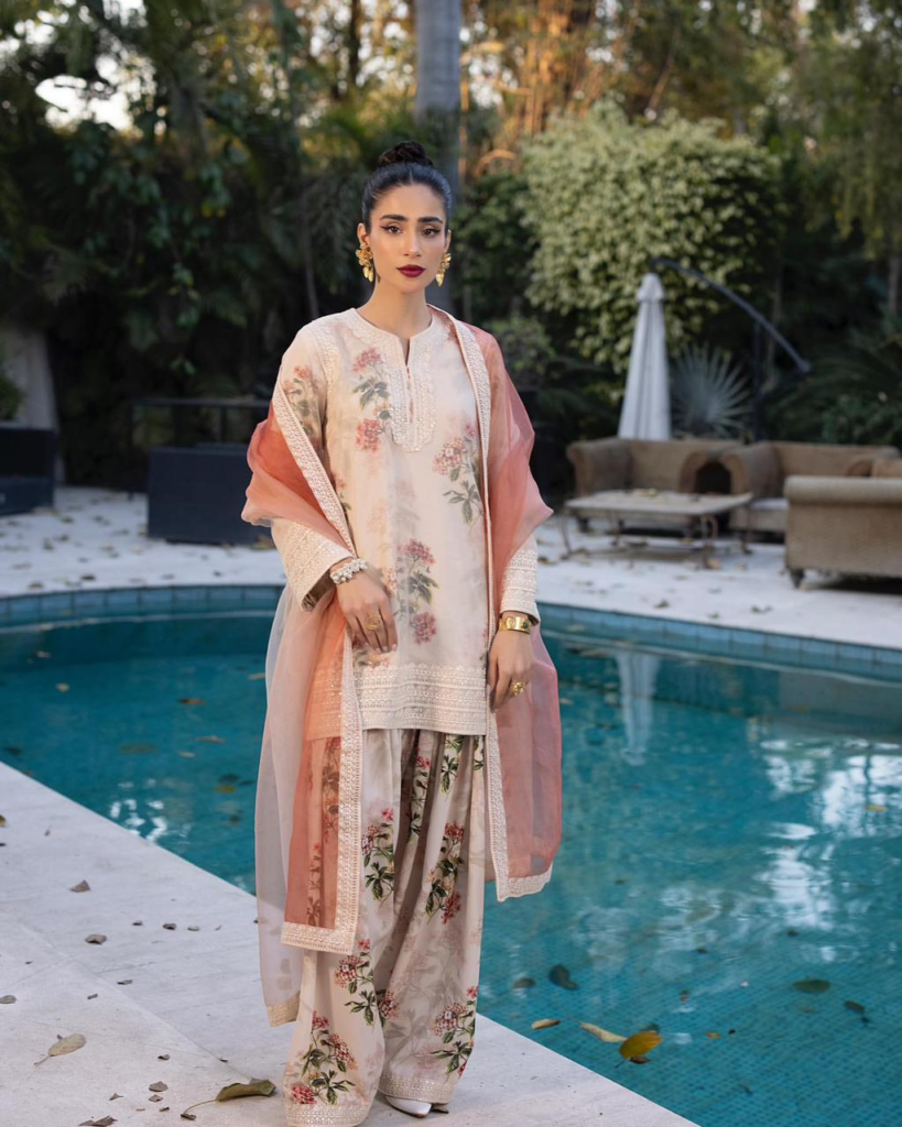 Farsi salwar
Pakistani Kurta