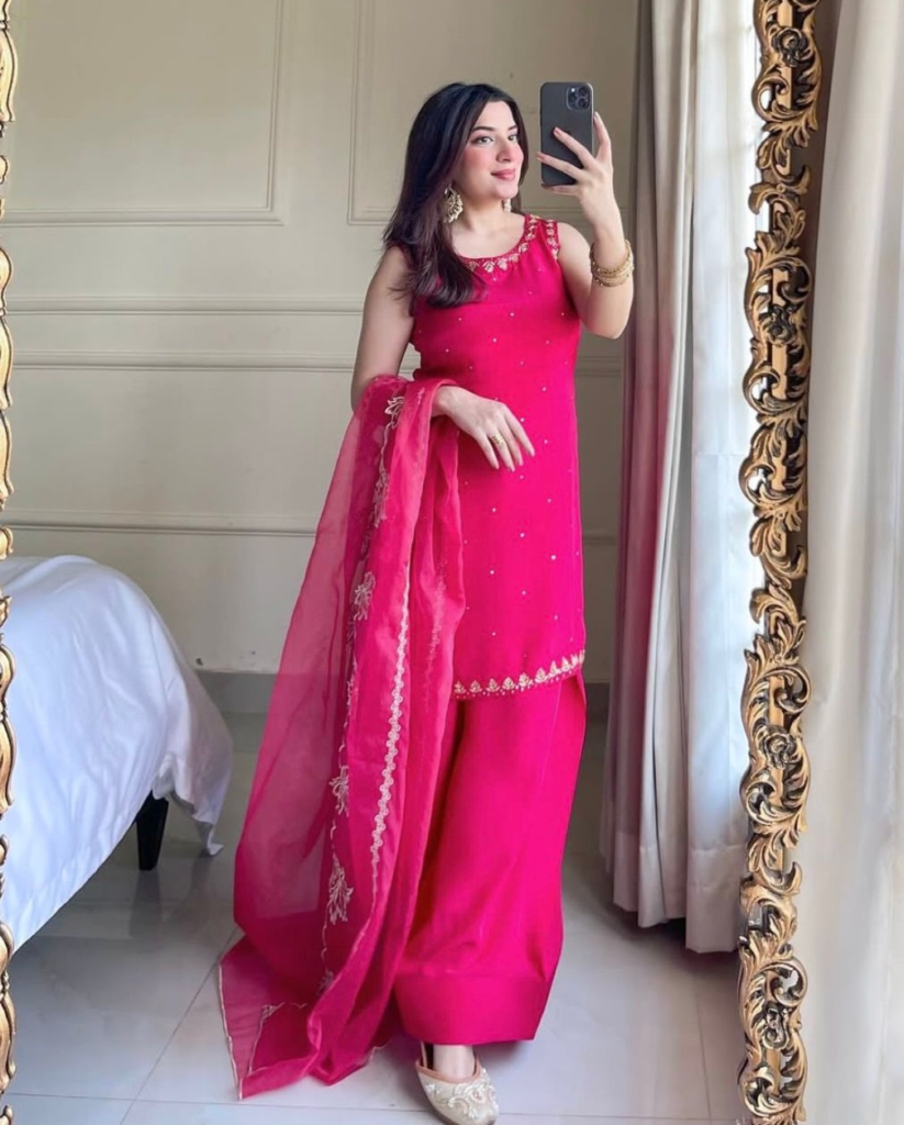 Farsi salwar
Pakistani Kurta